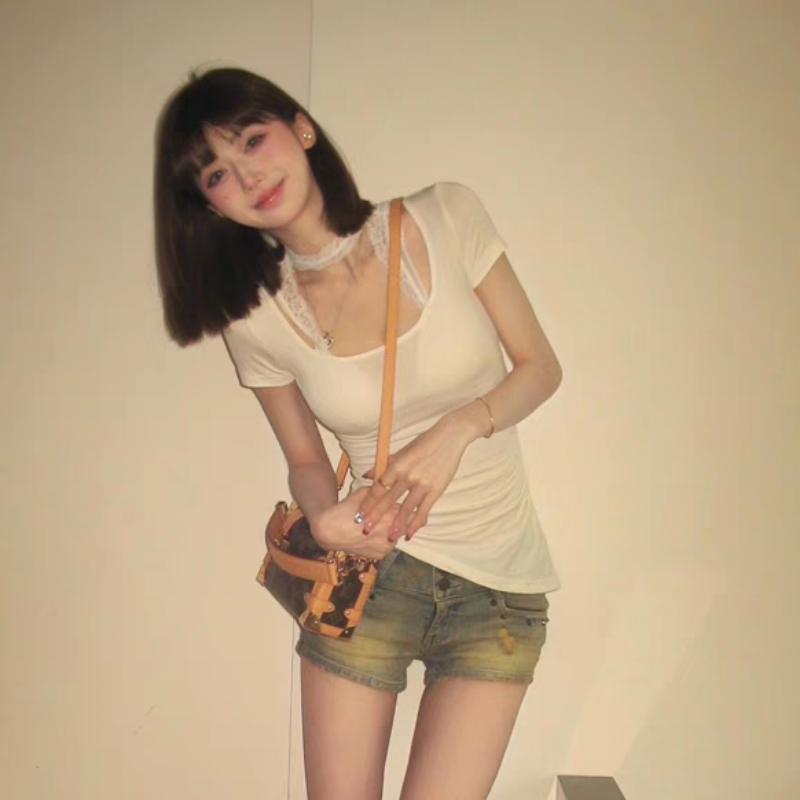 李倩